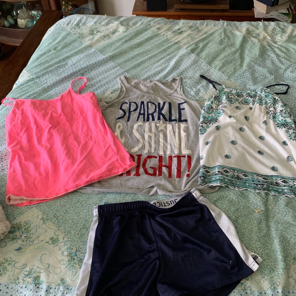 Girls bundle - Picture 3 of 3